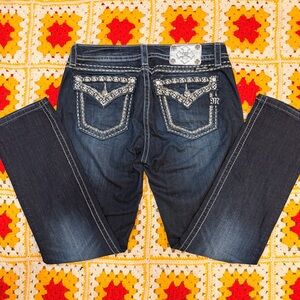 Miss  Me Y2K Mid-rise,  Cropped Denim Jeans in a Dark Wash Size 31 (12) EUC